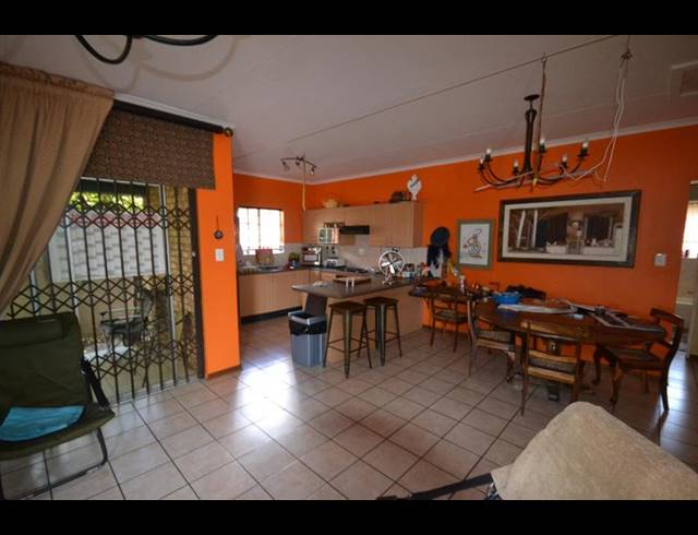 2 BEDROOM HOUSE FOR SALE IN LYDENBURG